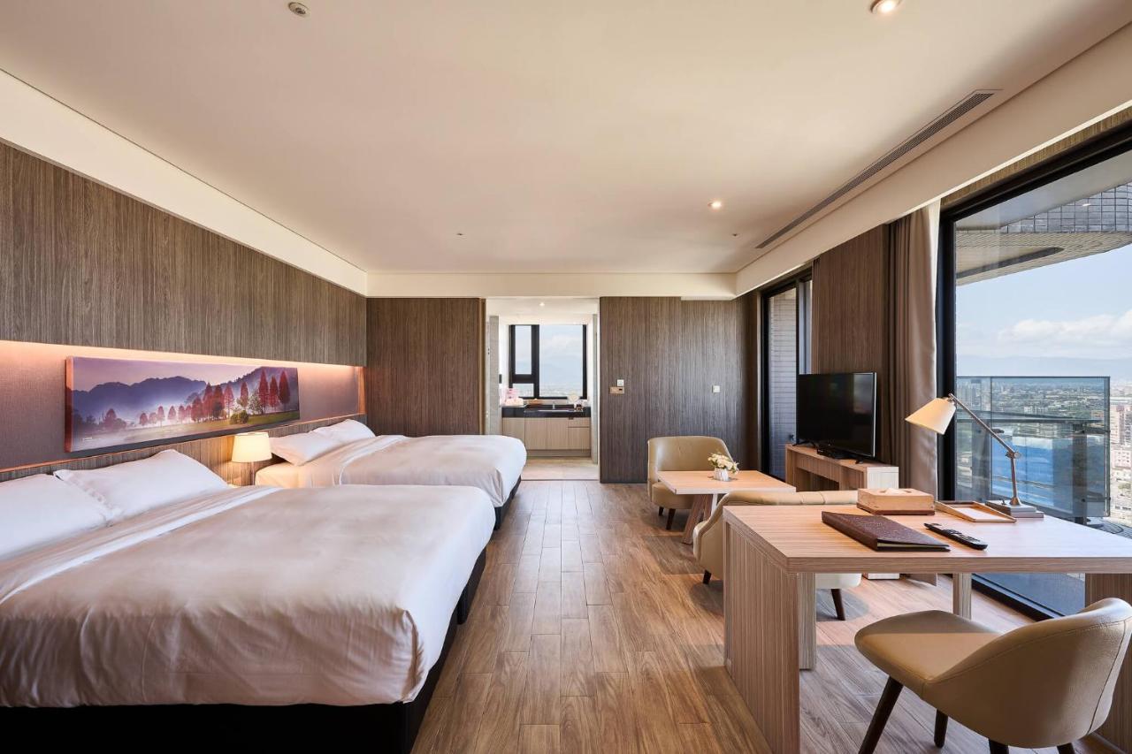 Cuncyue Hot Spring Resort Lotung Kültér fotó Deluxe Suite