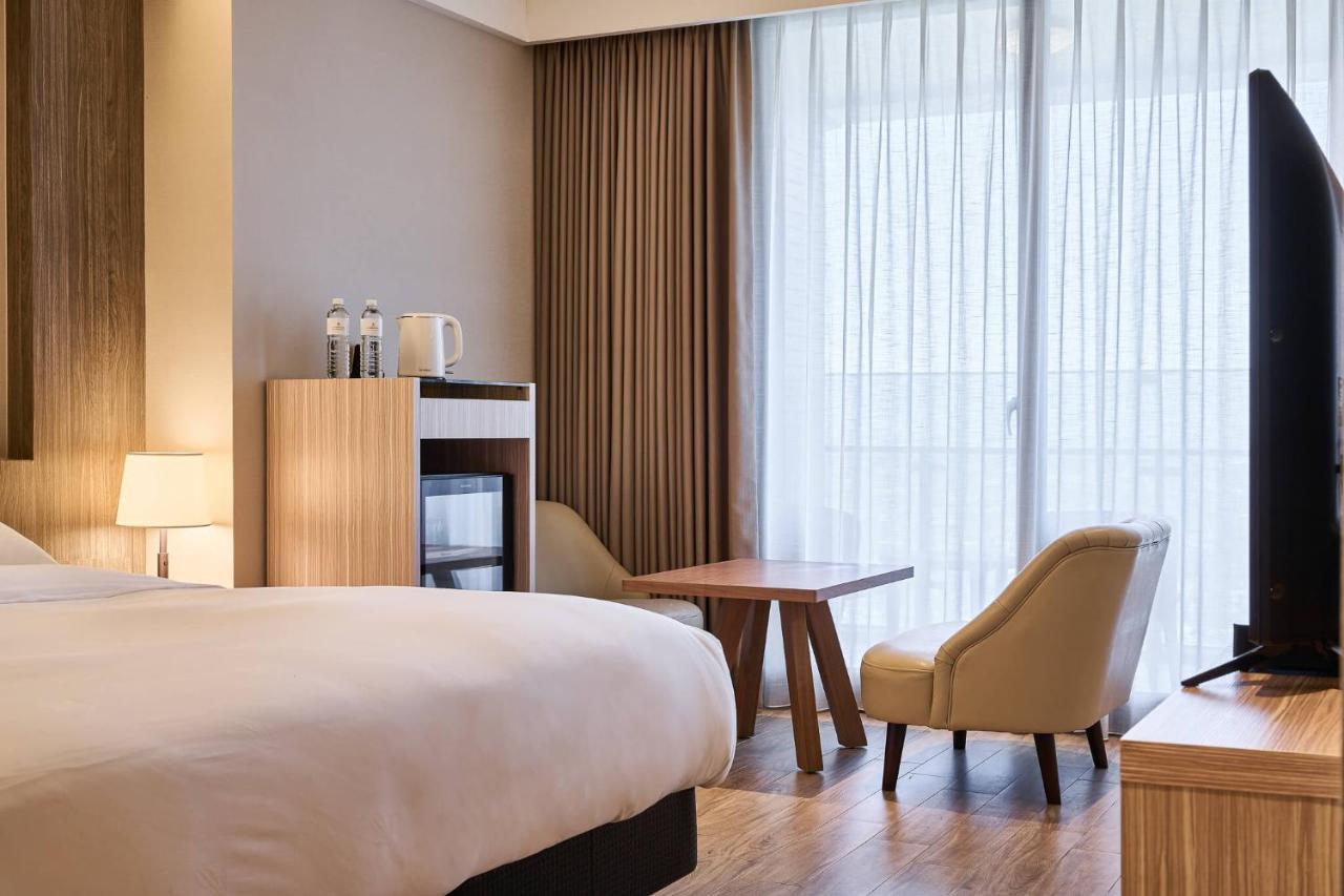 Cuncyue Hot Spring Resort Lotung Kültér fotó Deluxe Room